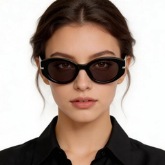 bs0824-0107_black_oval_tr90_sunglasses_model