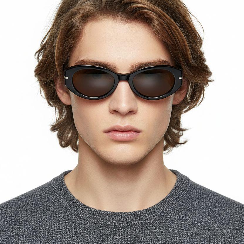 bs0824-0108_black_oval_tr90_sunglasses_model
