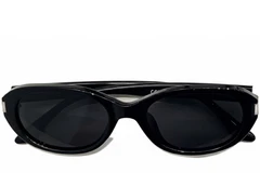 BS0824-0118_Black_Oval_TR90_sunglasses_front