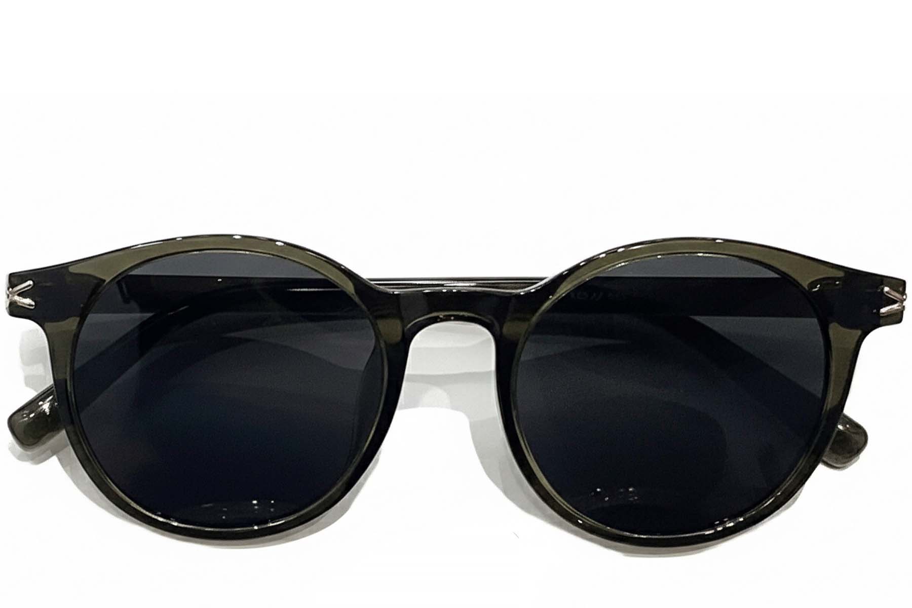 BS0824-0128_Green_Oval_TR90_sunglasses_front