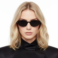 bs0824-0134_green_oval_tr90_sunglasses_model