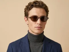 BS0824-0135_Brown_Oval_TR90_sunglasses-tryon_male