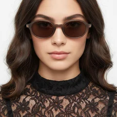 bs0824-0135_brown_oval_tr90_sunglasses_model