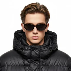 bs0824-0148_tortoiseshell_oval_tr90_sunglasses_model