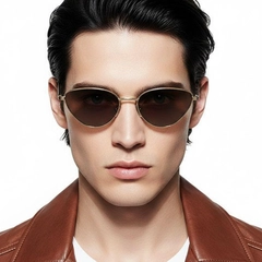 bs0824-0176_golden_butterfly_metal_sunglasses_model