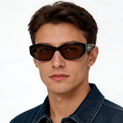 bs0824-0190_black_butterfly_tr90_sunglasses_model