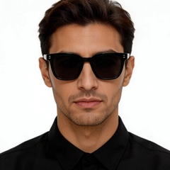 bs0824-0214_black_rectangular_tr90_sunglasses_model
