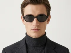 BS0824-0230_Black_Oval_TR90_sunglasses-tryon_male