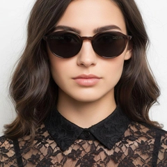 bs0824-0248_brown_oval_tr90_sunglasses_model