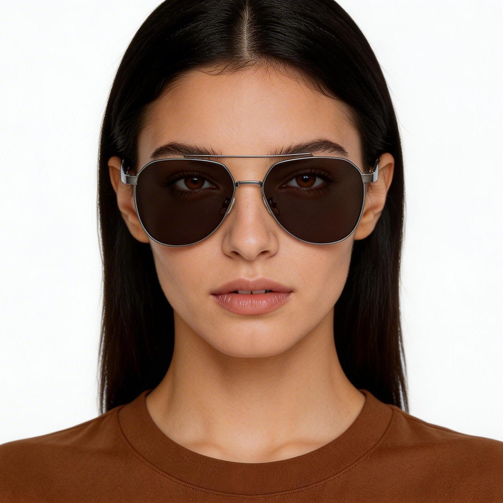 bs0824-0266_grey_aviator_metal_sunglasses_model