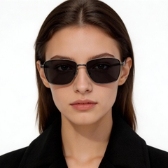 bs0824-0267_grey_rectangular_metal_sunglasses_model