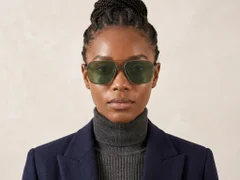 BS0824-0296_Grey_Aviator_Metal_sunglasses-tryon_female