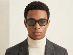 BS0824-0303_Black_Butterfly_TR90_sunglasses-tryon_male
