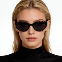 bs0824-0305_tortoiseshell_butterfly_tr90_sunglasses_model