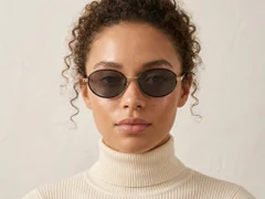 BS0824-0309_Black_Oval_Metal_sunglasses-tryon_female