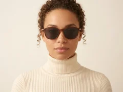 BS0824-0331_Brown_Rectangular_TR90_sunglasses-tryon_female