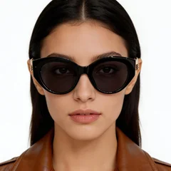 bs0824-0333_black_butterfly_tr90_sunglasses_model