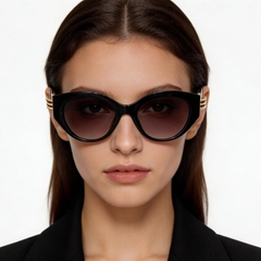 bs0824-0335_black_butterfly_tr90_sunglasses_model