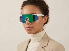 bs1611-0008_green_irregular_plastic_qy_pro2_smart_sport_sunglasses-tryon_female