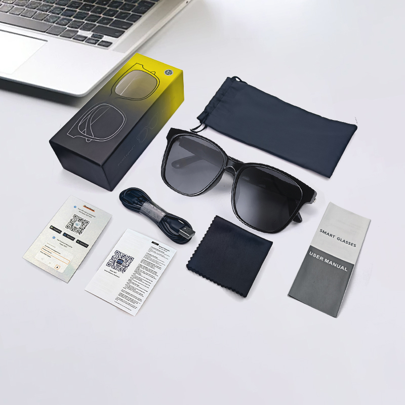 BS1611-0024_GS08_Black_Rectangular_Plastic_Sunglasses_packaging