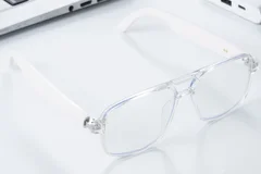 BS1611-0028_GS10_Transparent_Aviator_Plastic_Glasses_corner