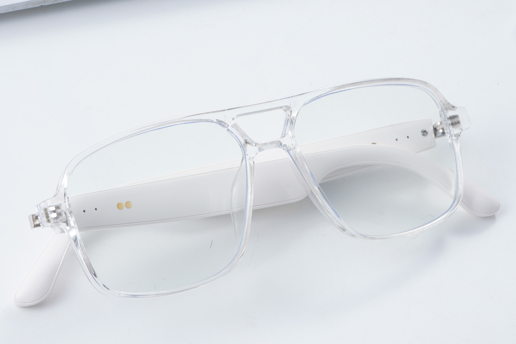 BS1611-0028_GS10_Transparent_Aviator_Plastic_Glasses_front