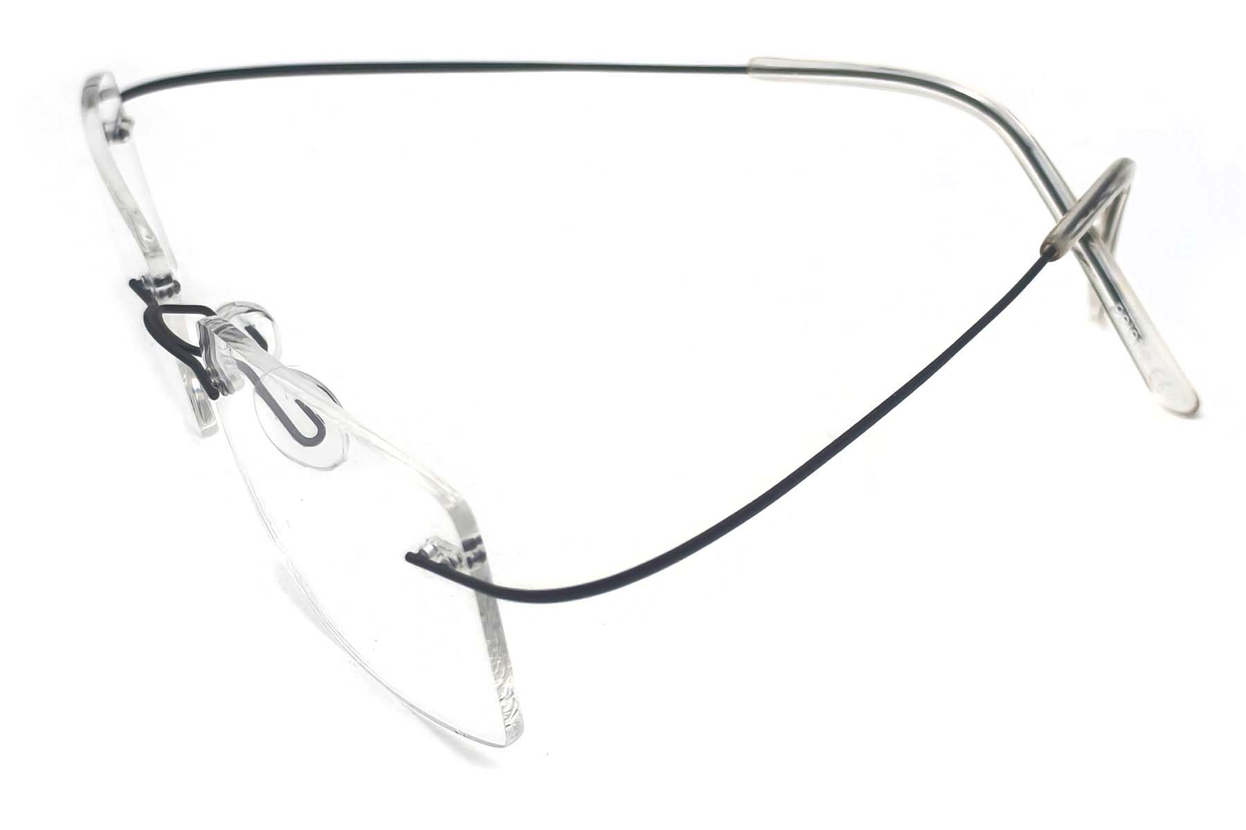 BS1620-0025_Black_Invisible_Titanium_Glasses_corner