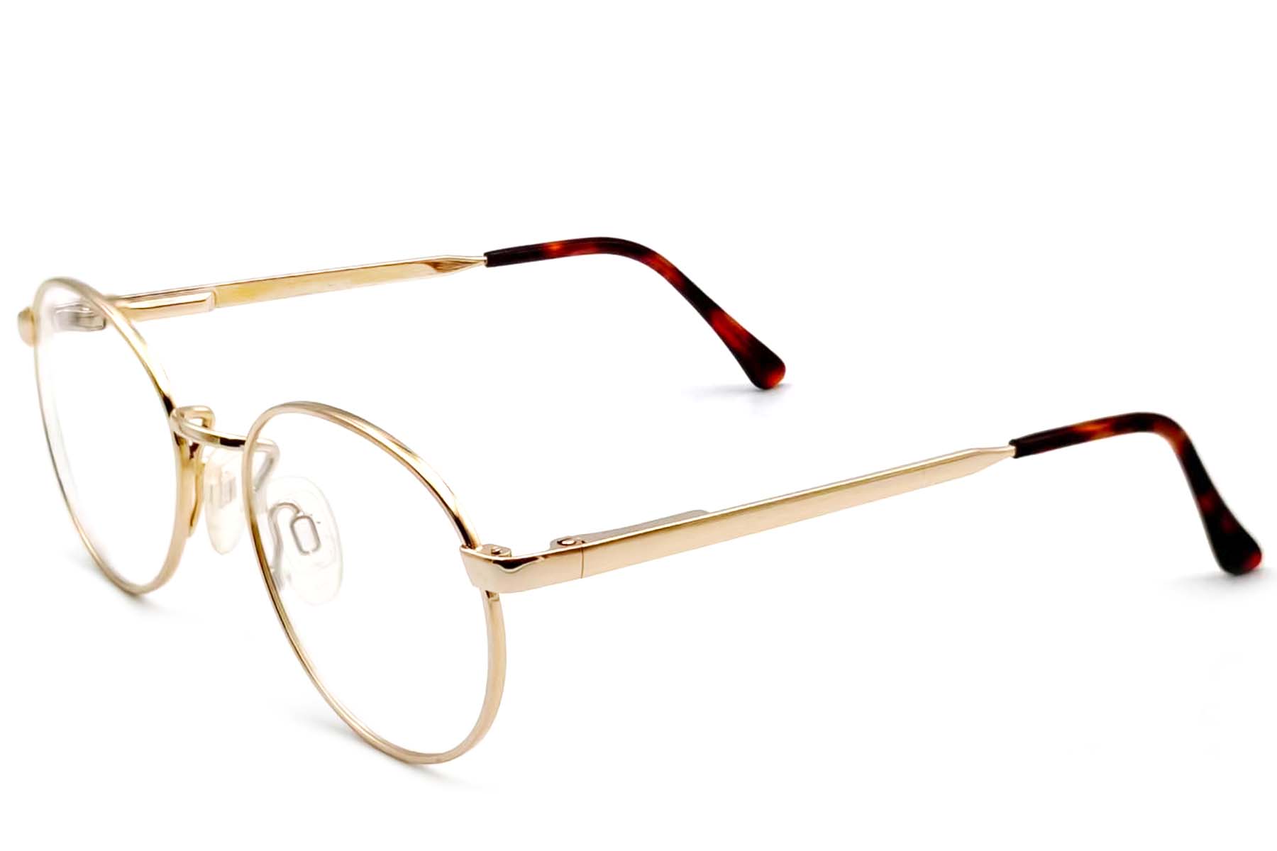 BS1620-0072_Golden_Oval_Metal_Glasses_corner