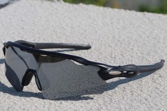 BS1725-0006_Black_Rectangular_TR90_sunglasses_corner