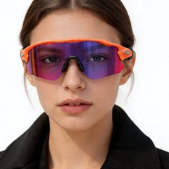 bs1725-0011_orange_rectangular_tr90_sunglasses_model