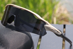 BS1725-0025_Grey_Rectangular_TR90_sunglasses_corner