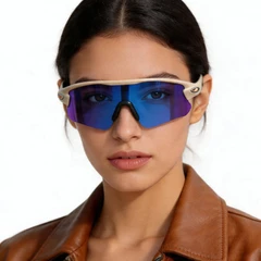 bs1725-0027_grey_rectangular_tr90_sunglasses_model