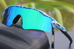 BS1725-0031_Blue_Rectangular_TR90_sunglasses_corner
