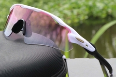 BS1725-0050_White_Rectangular_TR90_sunglasses_corner