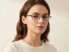 BS1913-0341_Black_Rectangular_Titanium_Glasses-tryon_female