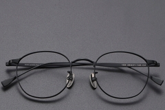 BS1913-0353_Black_Oval_Titanium_Glasses_front