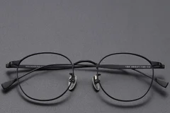BS1913-0353_Black_Oval_Titanium_Glasses_front