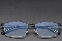 BS1913-0390_Black_Semi-rimless_Titanium_Glasses_front