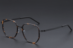 BS1913-0399_Tortoiseshell_Geometric_Titanium_Glasses_corner.png
