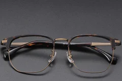 BS1913-0419_Tortoiseshell_Geometric_Titanium_Glasses_front