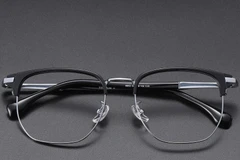 BS1913-0422_Black_Geometric_Titanium_Glasses_front
