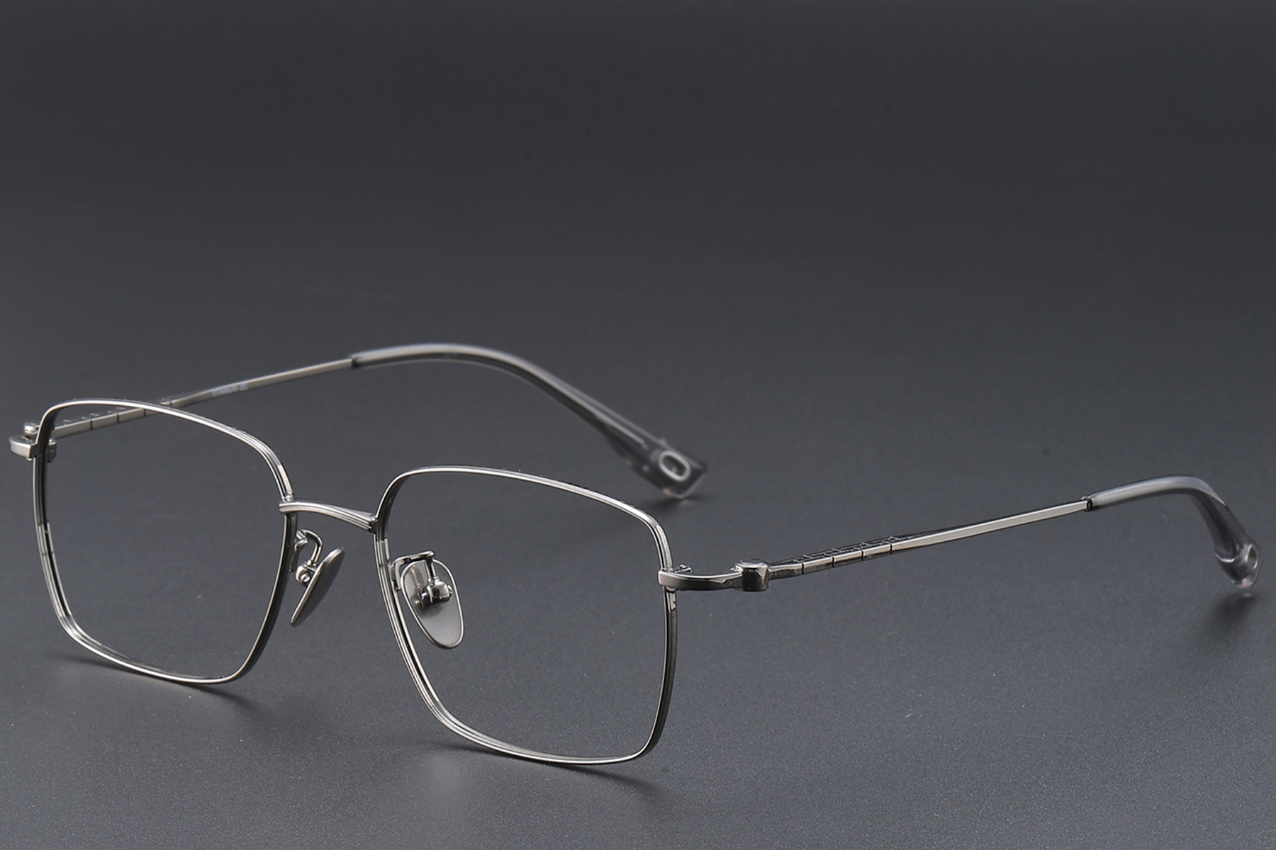 BS1913-0423_Grey_Rectangular_Titanium_Glasses_corner.png