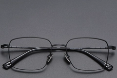 BS1913-0426_Black_Rectangular_Titanium_Glasses_front