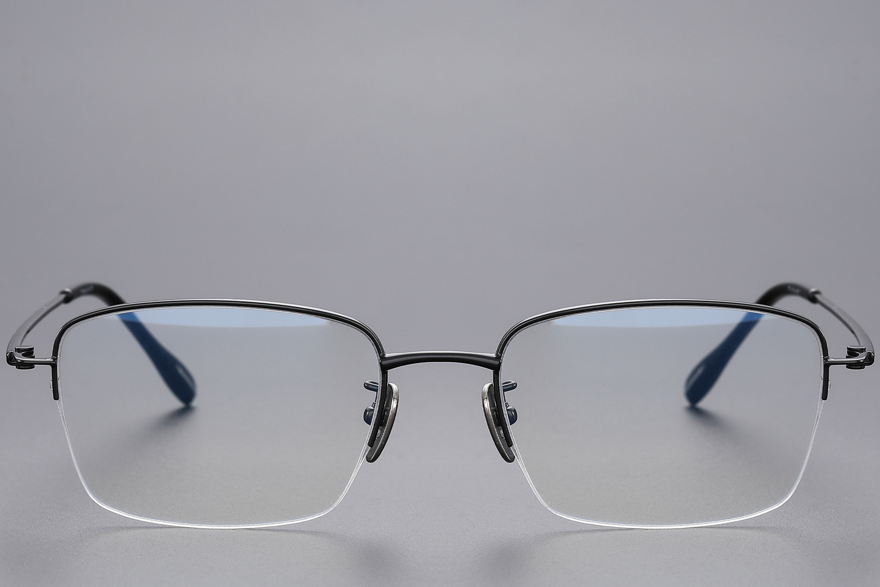 BS1913-0434_Black_Semi-rimless_Titanium_Glasses_front