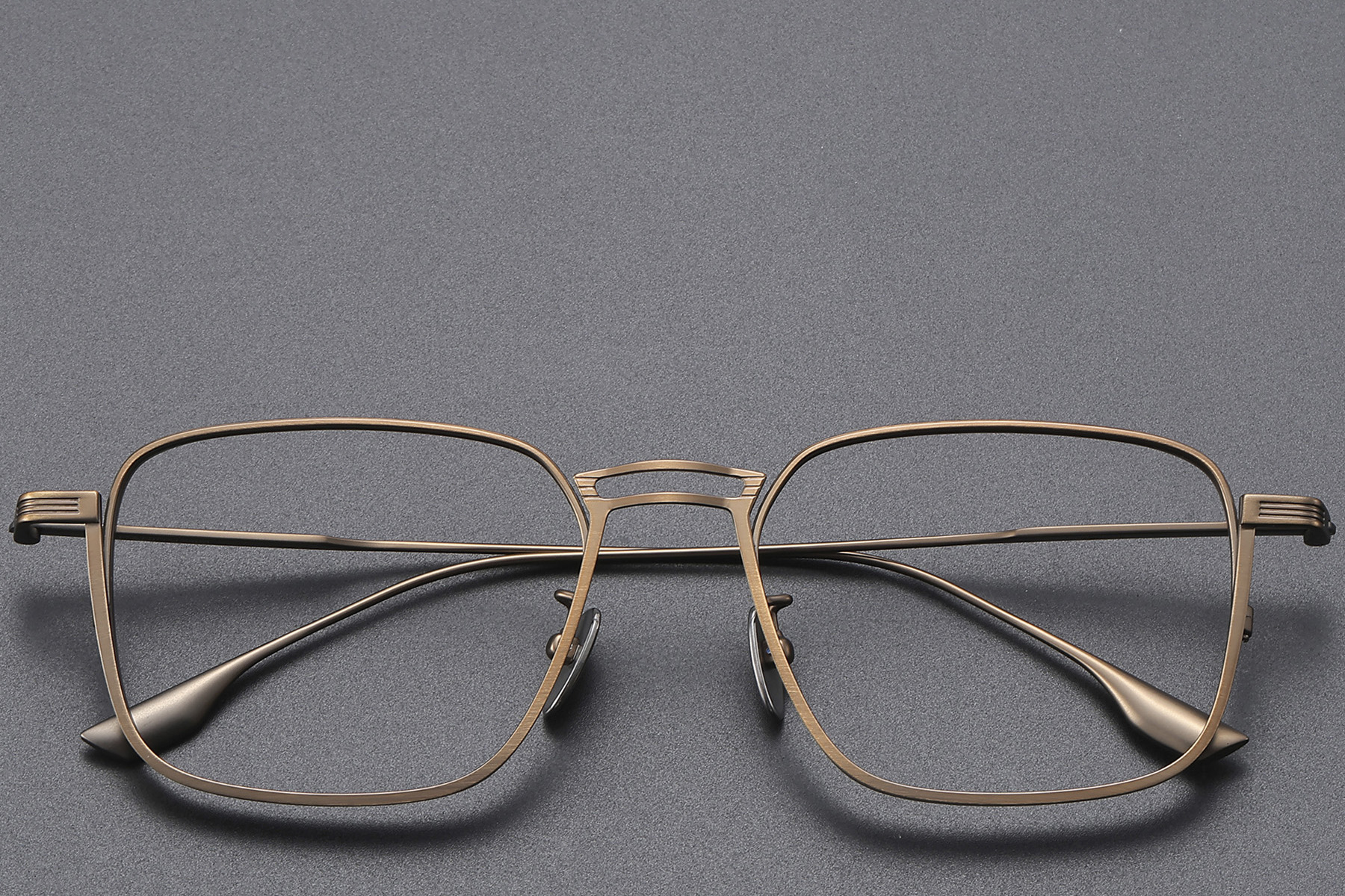 BS1913-0462_Brown_Rectangular_Titanium_Glasses_front