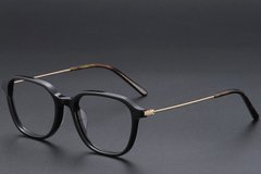 BS1913-0474_Black_Rectangular_Titanium_Glasses_corner