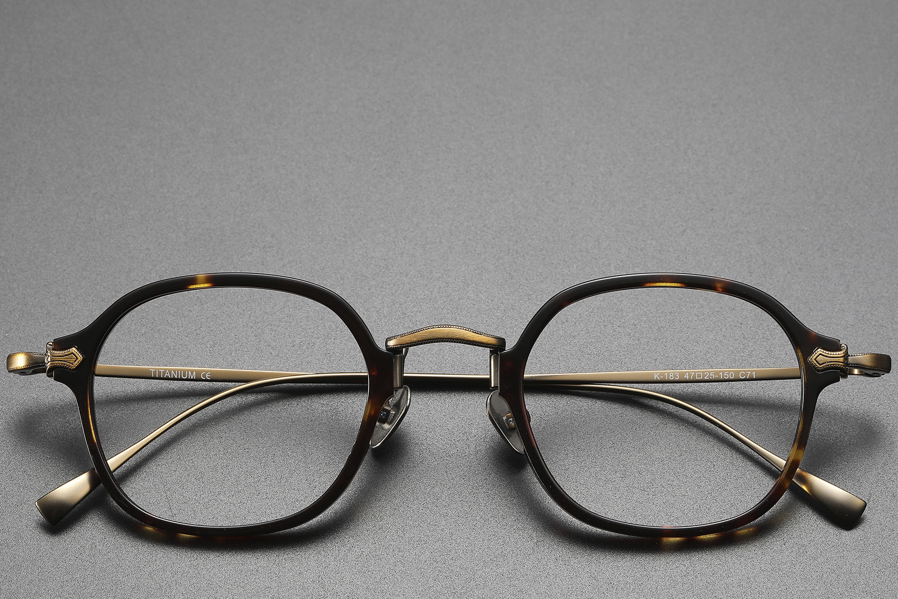 BS1913-0494_Tortoiseshell_Oval_Titanium_Glasses_front