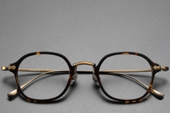 BS1913-0494_Tortoiseshell_Oval_Titanium_Glasses_front
