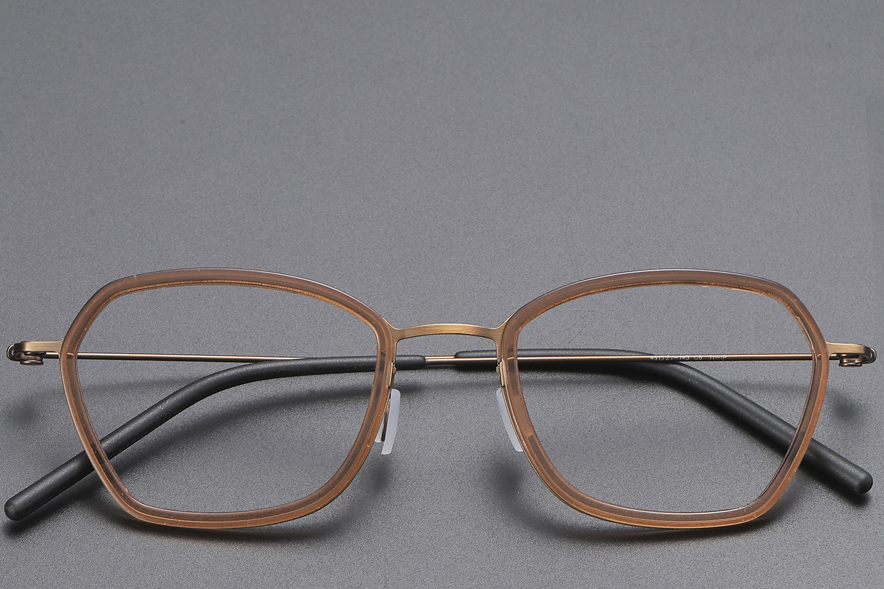 BS1913-0505_Brown_Butterfly_Titanium_Glasses_front