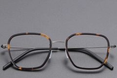 BS1913-0509_Tortoiseshell_Rectangular_Titanium_Glasses_front